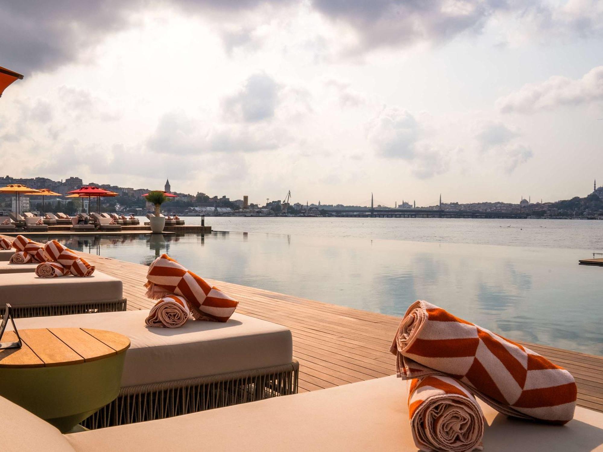Rixos Tersane Istanbul Hotel ภายนอก รูปภาพ